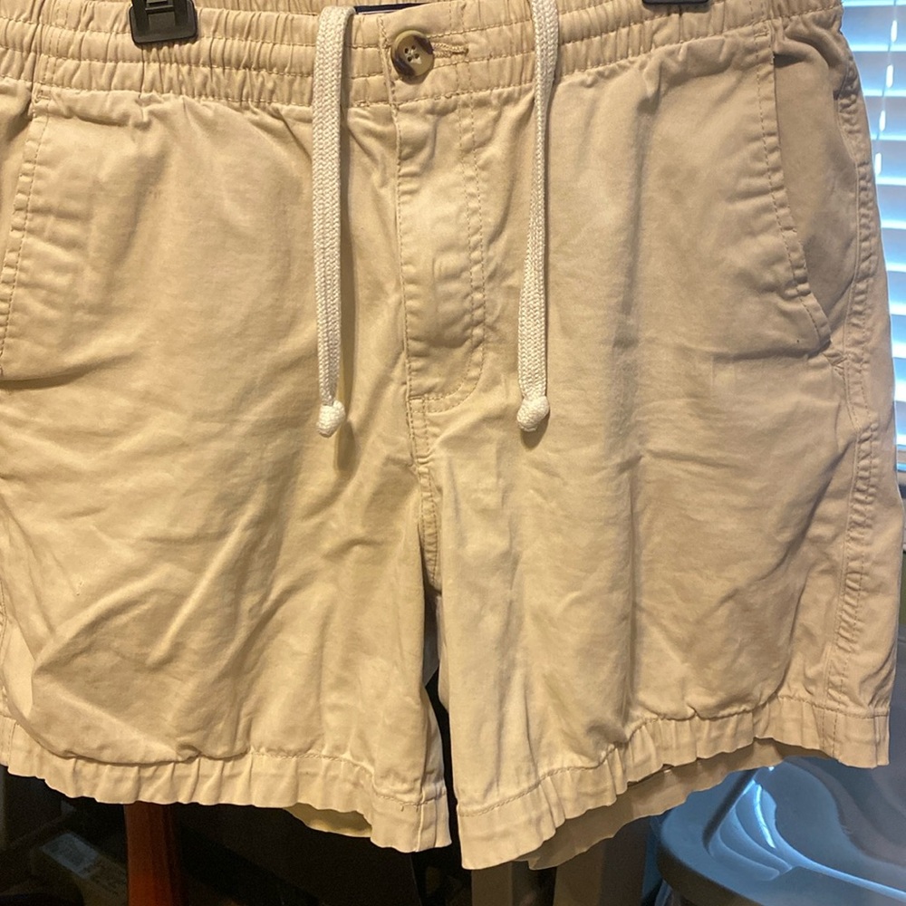 Crown & Ivy khaki shorts